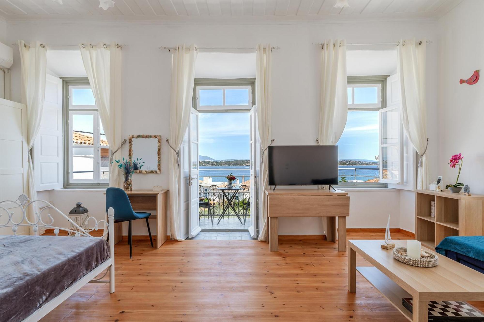 Martha'S House Apartment Spetses Town Ngoại thất bức ảnh